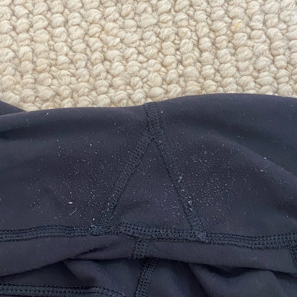 Mesh black Lululemon leggings - Picture 6 of 6